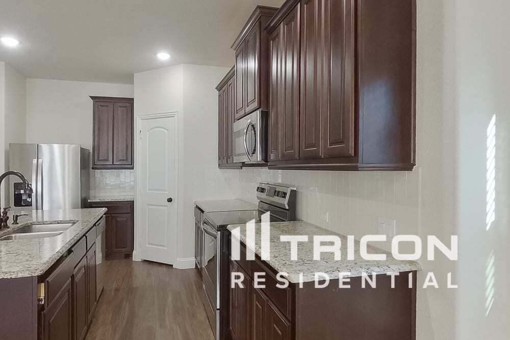 Building Photo - 208 Melody Wy