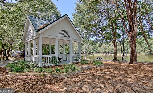 Building Photo - 315 Wood Ridge