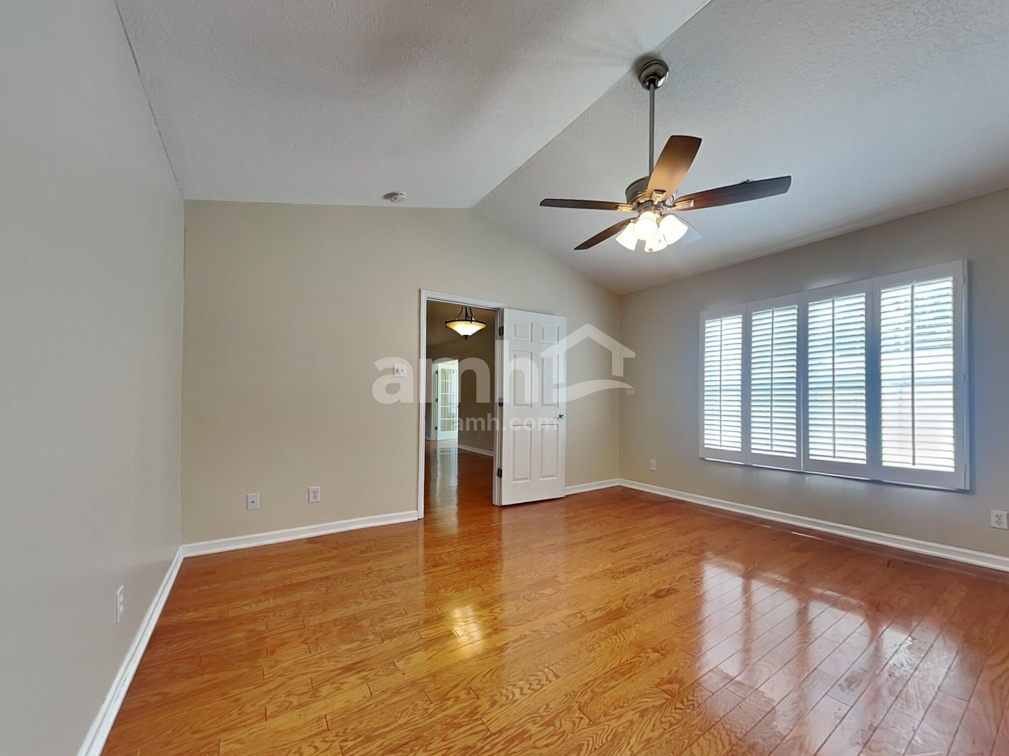 Building Photo - 1710 Stilwell Cir