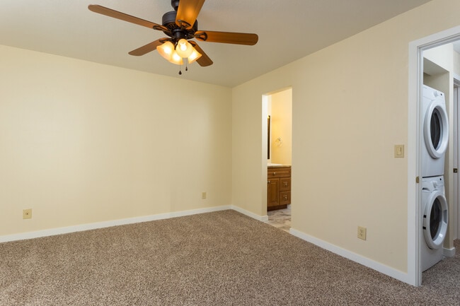 Building Photo - 4286 S Salida Way
