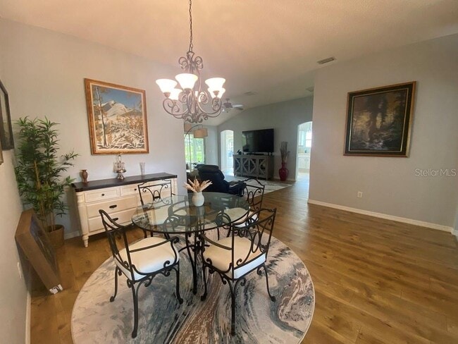 Building Photo - 2204 Margarita Dr