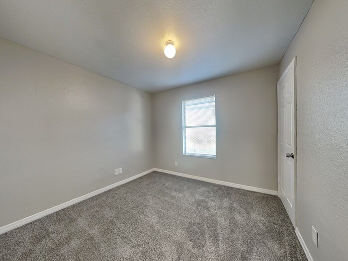 Building Photo - 3711 N 57th St