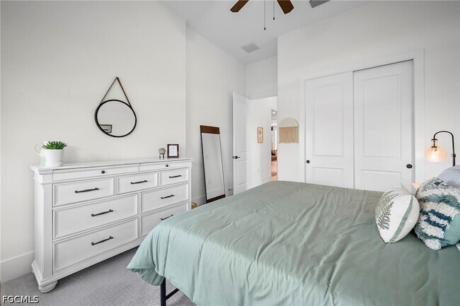 Building Photo - 16152 Palmetto St