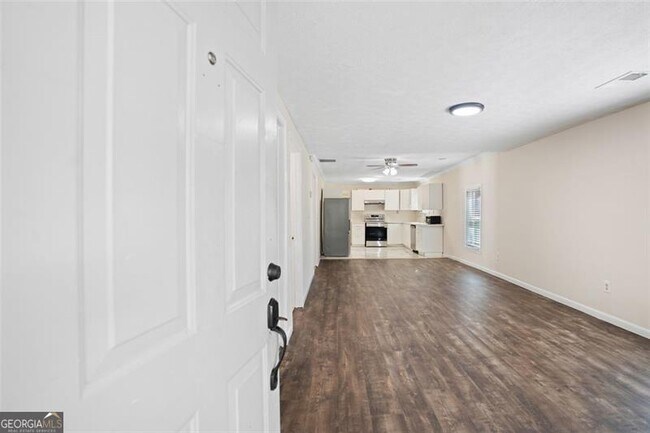 Building Photo - 349 Old Acworth Rd