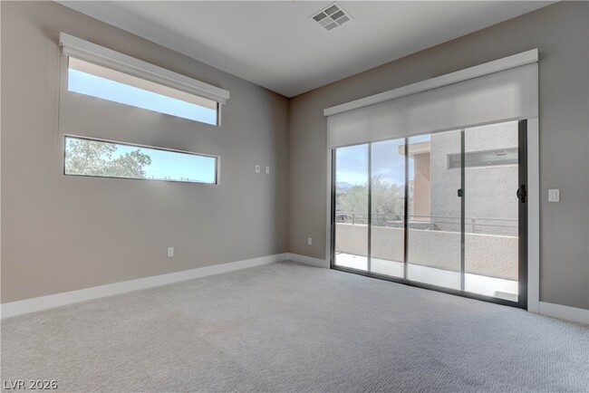 Building Photo - 86 Pristine Glen St