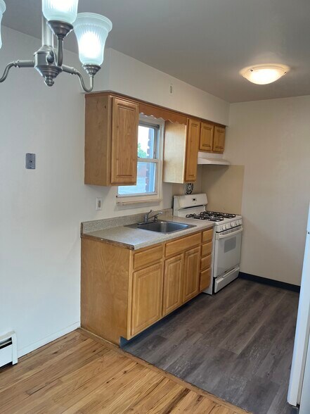 Building Photo - 142 Shaler Ave