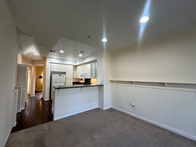 Building Photo - 8732 Esplanade Park Ln