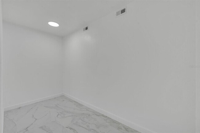 Building Photo - 3000 N Atlantic Ave