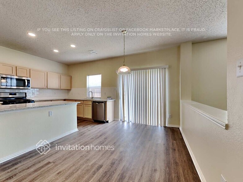 Building Photo - 4904 Palm Ridge Dr
