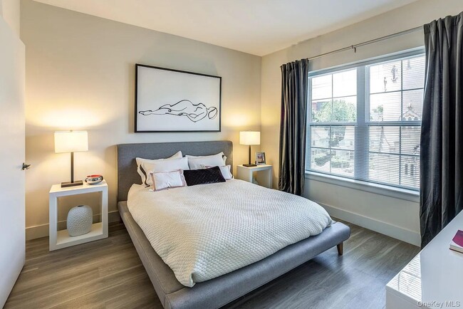 Building Photo - 201 Willett Ave