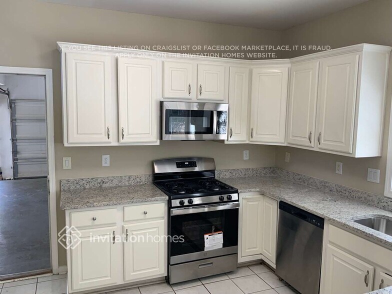 Building Photo - 260 Saddle Ridge Way