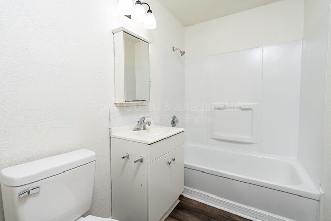 Building Photo - 4471 E Boston Dr