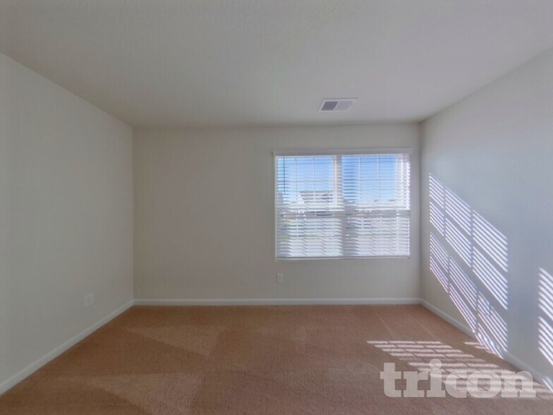 Building Photo - 4003 Reinfield Dr