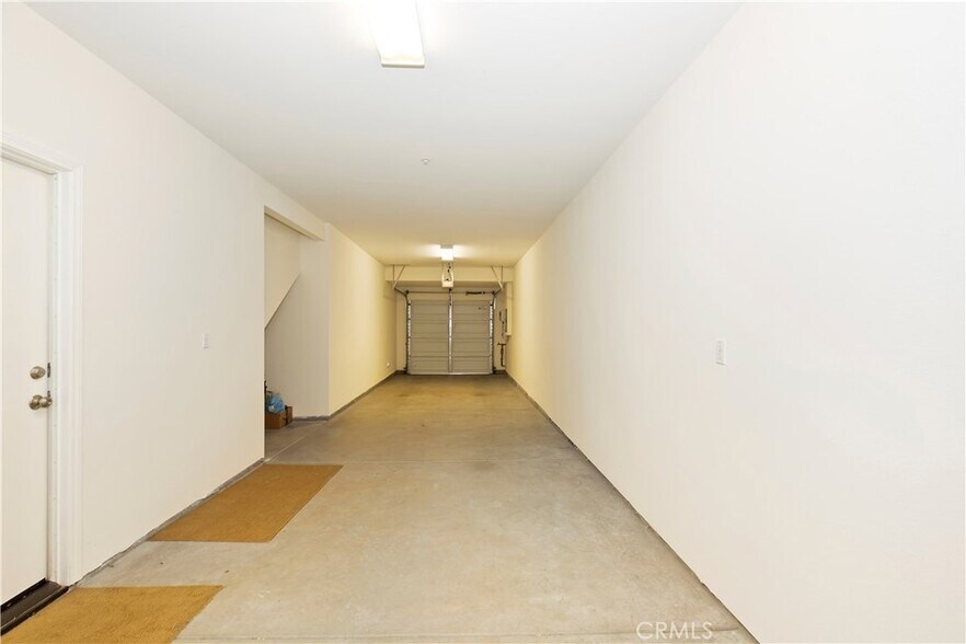 Garage - 335 S Glendora Ave
