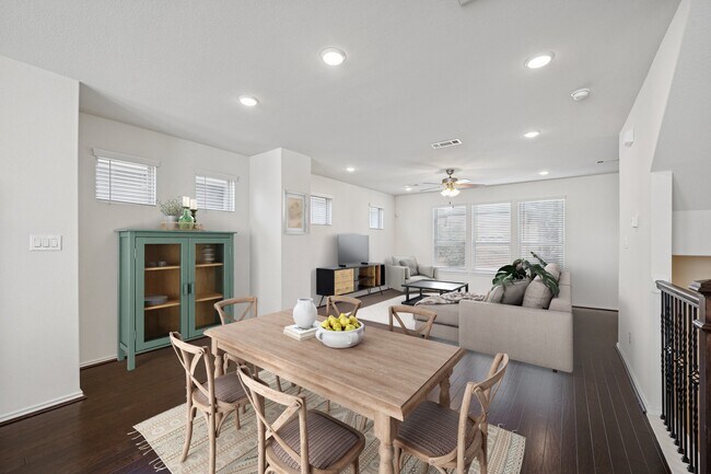 Building Photo - 8604 Hollyoaks Creek Ln