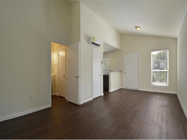 Building Photo - 2512 Durwood St