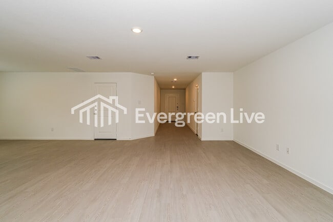 Building Photo - 442 Southern Magnolia Wy