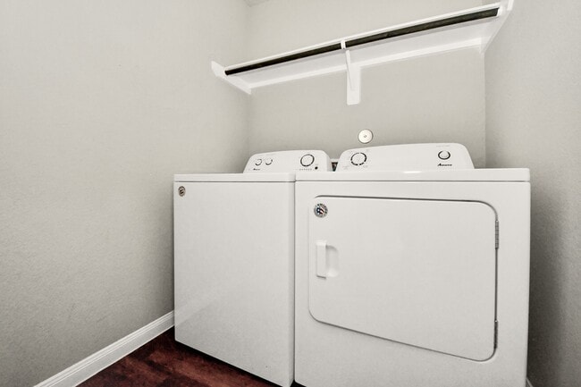 Building Photo - 3730 Giorgio Pastel Pl