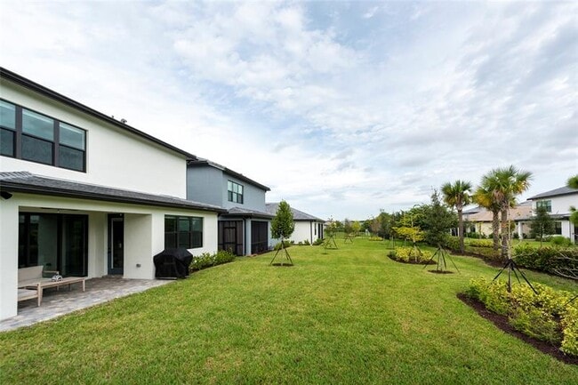 Building Photo - 4412 Silverwood Ln N