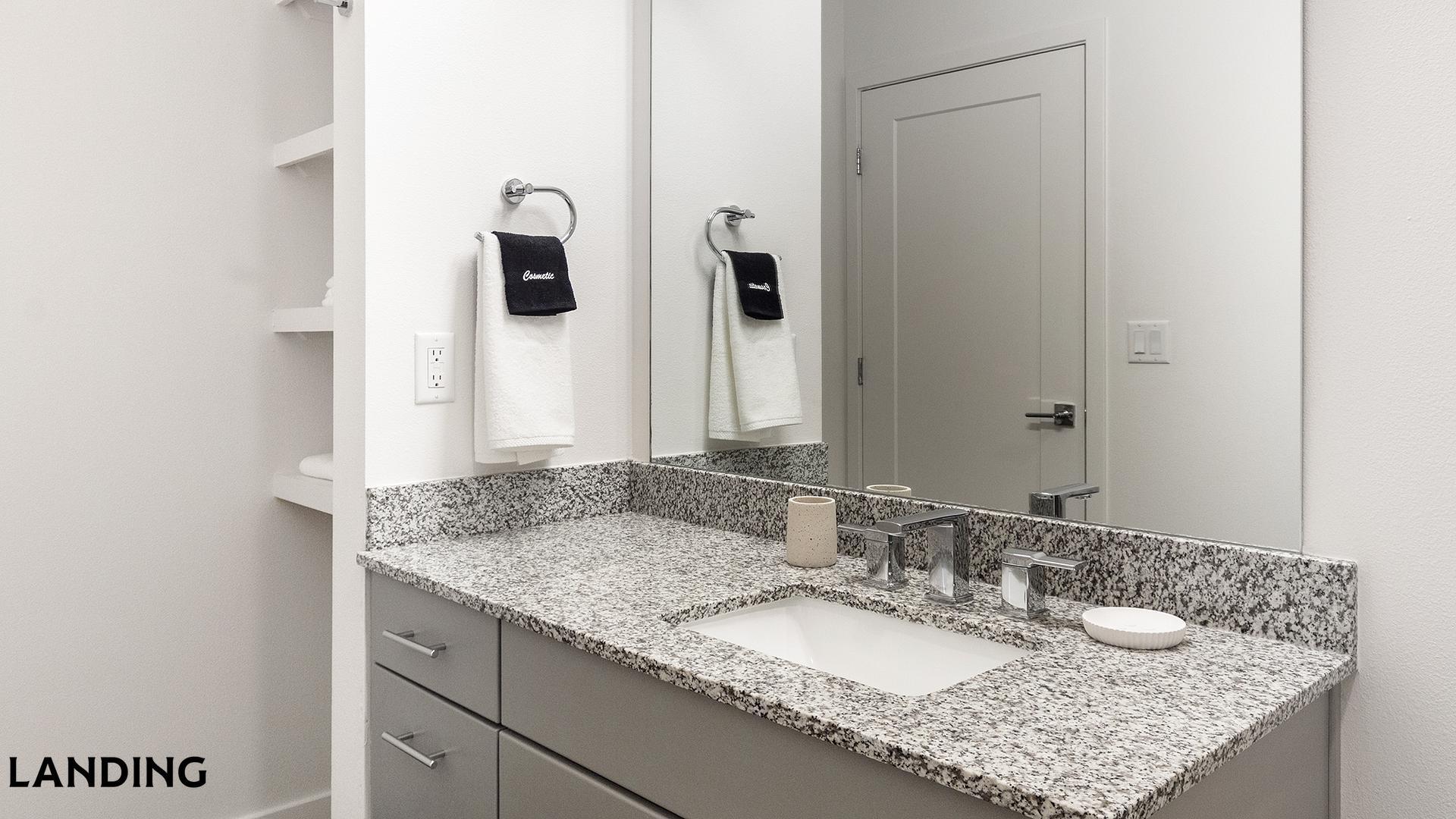 Building Photo - 185 Polaris Pointe