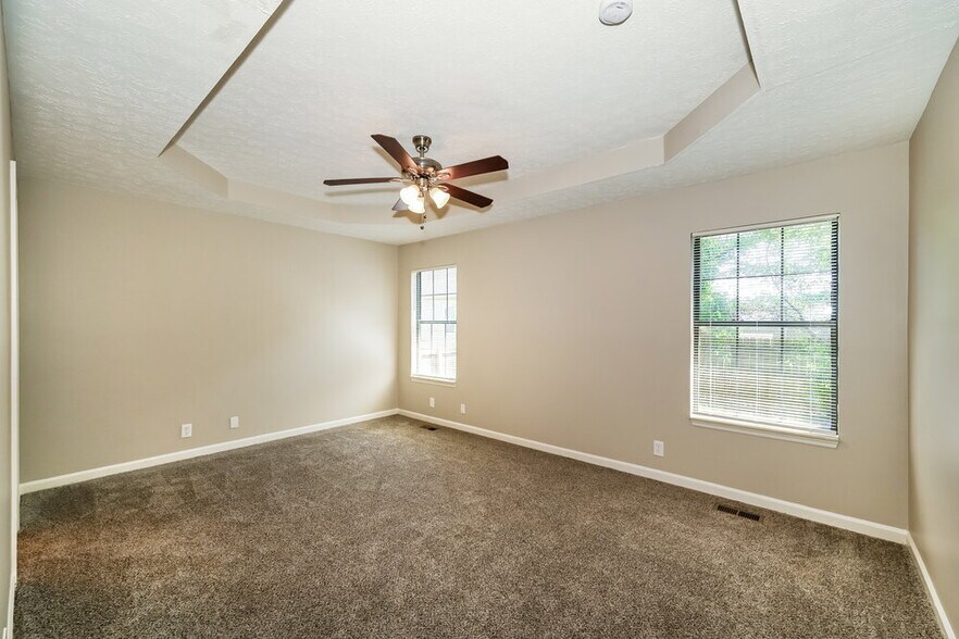 Building Photo - 3656 Burwick Pl