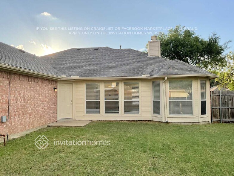 Building Photo - 7414 Bryn Mawr Dr