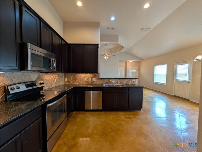 Building Photo - 229 Anne Louise Dr