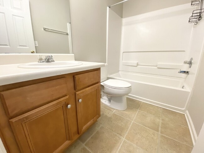 Building Photo - Bluffton Park Townhouse for Rent - Close t...