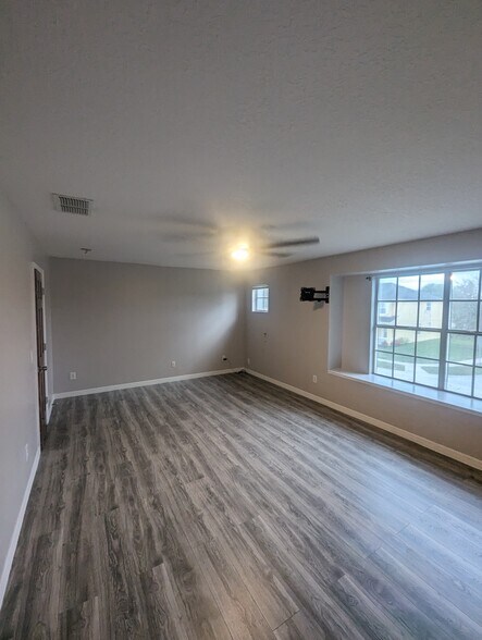 Building Photo - 14503 Kristenright LN