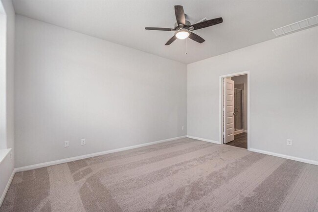 Building Photo - 13641 Goldeye Dr