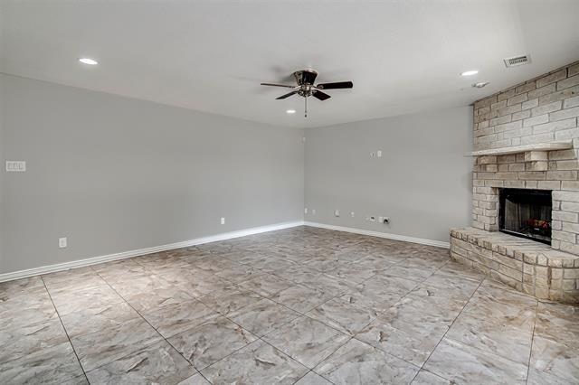 Building Photo - 3405 Spring Meadows Dr