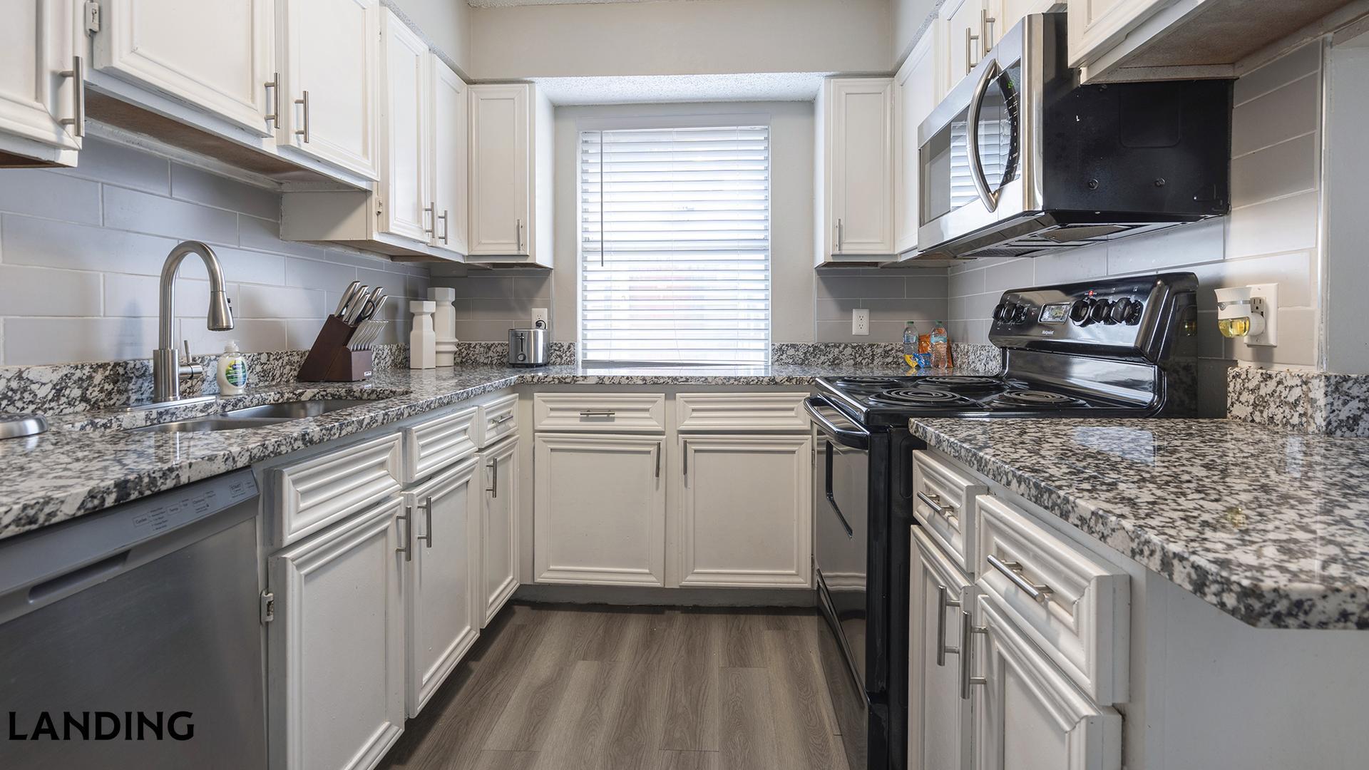 Building Photo - 130 Camino De Oro