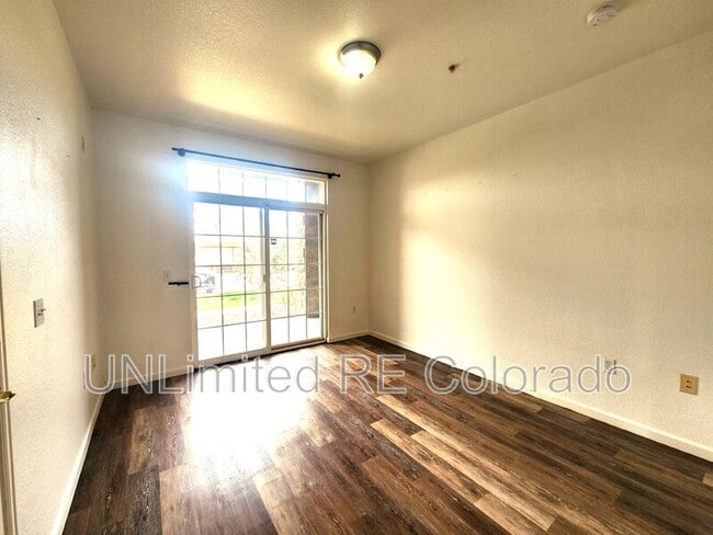 Building Photo - 7440 S Blackhawk St