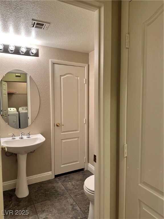 Building Photo - 2180 Polynesia Cir