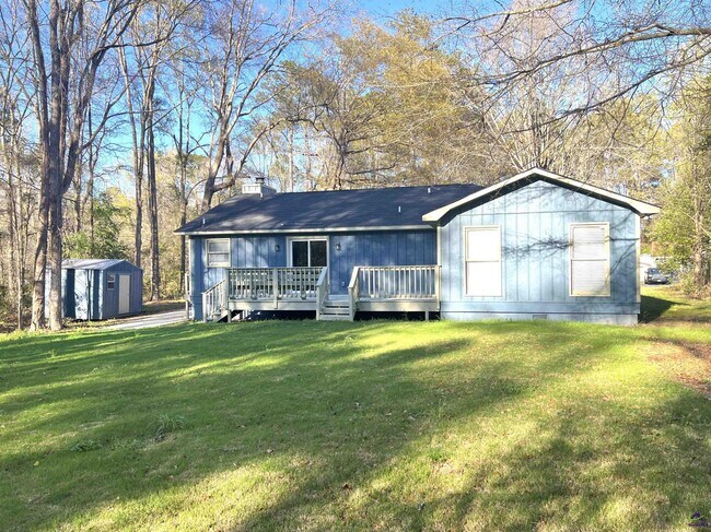 Building Photo - 221 Jefferson Cir