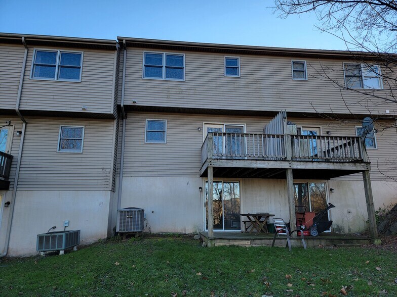 Building Photo - 46 Ironstone Dr