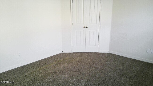 Building Photo - 653 Paseo Dulce Ave