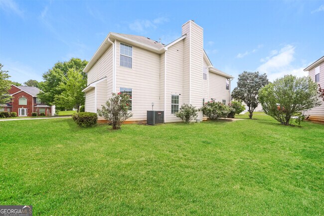 Building Photo - 6779 Foxfire Pl
