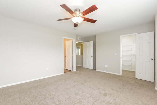 Building Photo - 1832 Morningview Ln