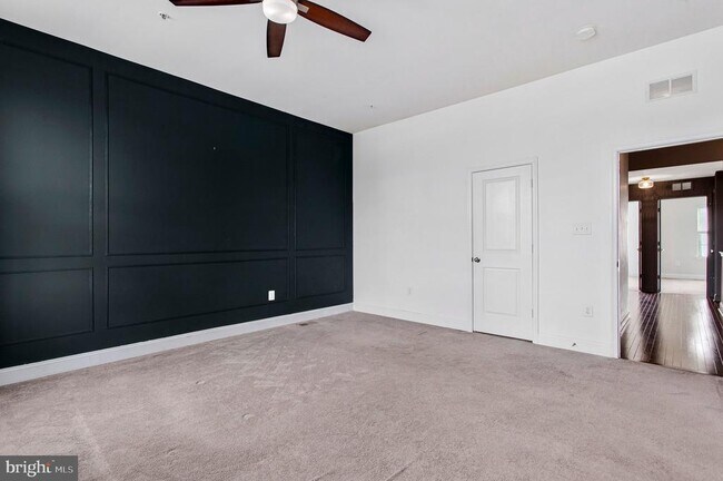 Building Photo - 703 Skippers Ln