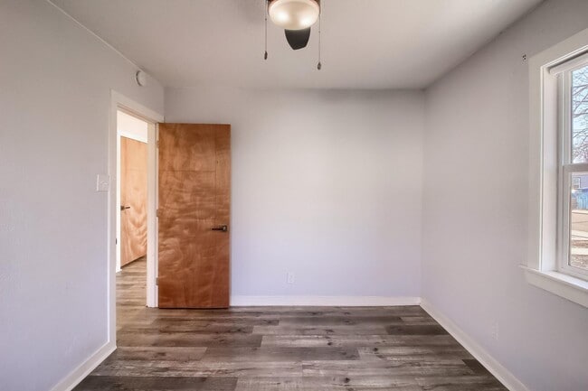 Building Photo - Modern Elegance in Denver: Recently Renovated 2BR/1BA Gem with Detached Garage and Fenced Yard!