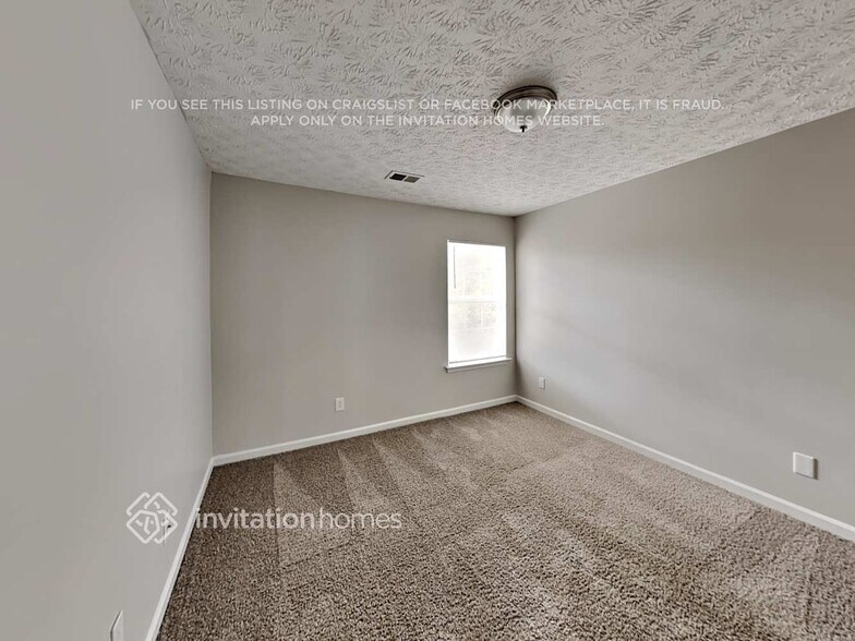 Building Photo - 186 Crestbend Ln