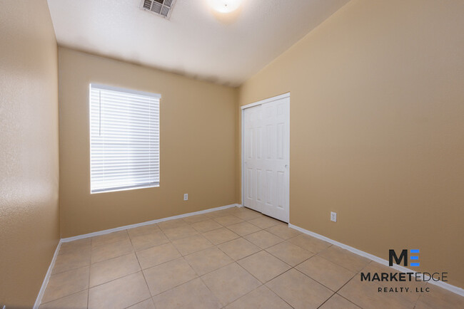 Building Photo - House in Tempe! JOIN THE WAITLIST!