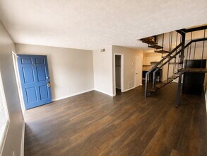 Building Photo - 2 Story Townhome in Clarkston! Water, Sewer, and Trash Included In Rental Price!