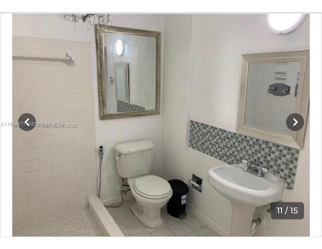 Building Photo - 4230 SW 11th St