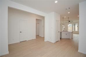 Building Photo - 9519 Dearborn Creek Dr