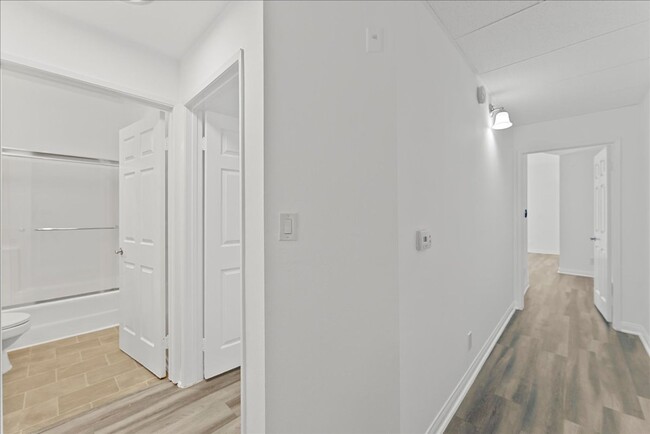 Building Photo - 4741 Radford Ave