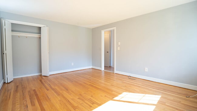 Building Photo - 24 Coburn Cir
