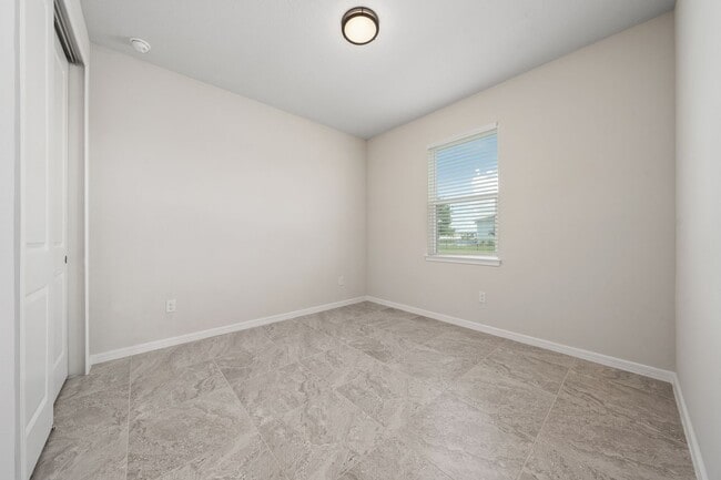 Building Photo - Immaculate Executive Home in Isles of Lake Nona