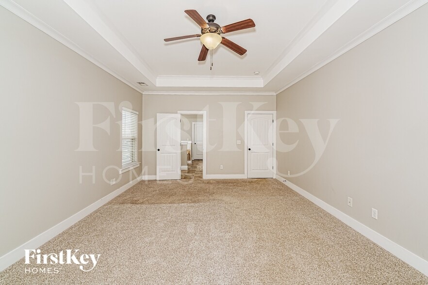 Building Photo - 6366 Cove Ln